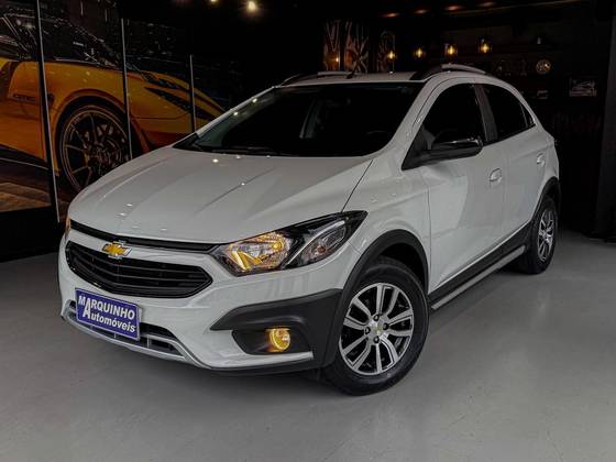 CHEVROLET ONIX 1.4 MPFI ACTIV 8V FLEX 4P AUTOMÁTICO CHEVROLET ONIX 1.4 MPFI ACTIV 8V FLEX 4P AUTOMÁTICO